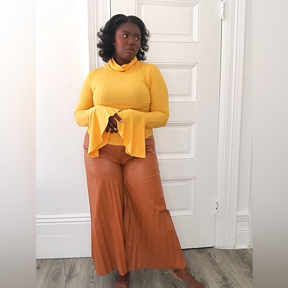 PU Brown Faux Leather Pleated Wide Leg Capri 3/4 Length Pants